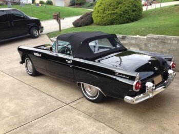 1955 Ford Thunderbird