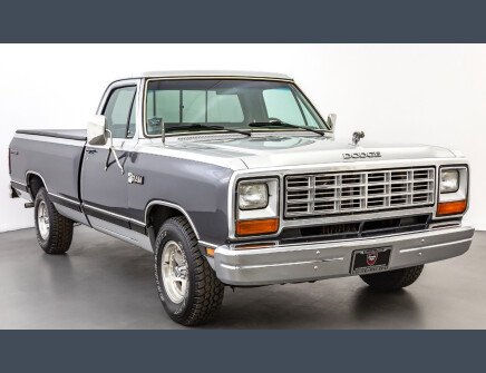 Photo 1 for 1984 Dodge D/W Truck 2WD Regular Cab D-150 for Sale by Owner