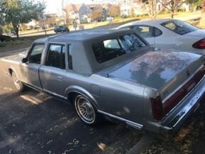 1986 Lincoln Town Car Cartier for sale 101811711
