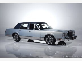 1988 Lincoln Town Car Signature for sale 101789592