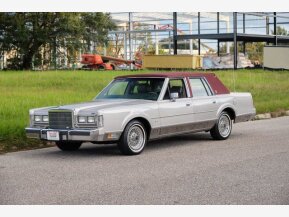 1988 Lincoln Town Car Signature for sale 101827281