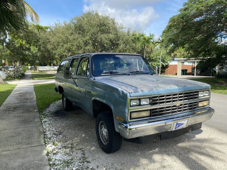 Thumbnail Photo undefined for 1990 Chevrolet Suburban 4WD