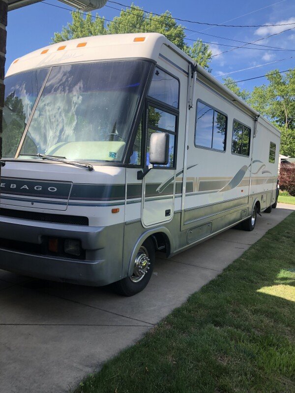 Winnebago Adventurer Rvs For Sale Rvs On Autotrader