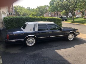 1996 Lincoln Town Car Signature for sale 101880624