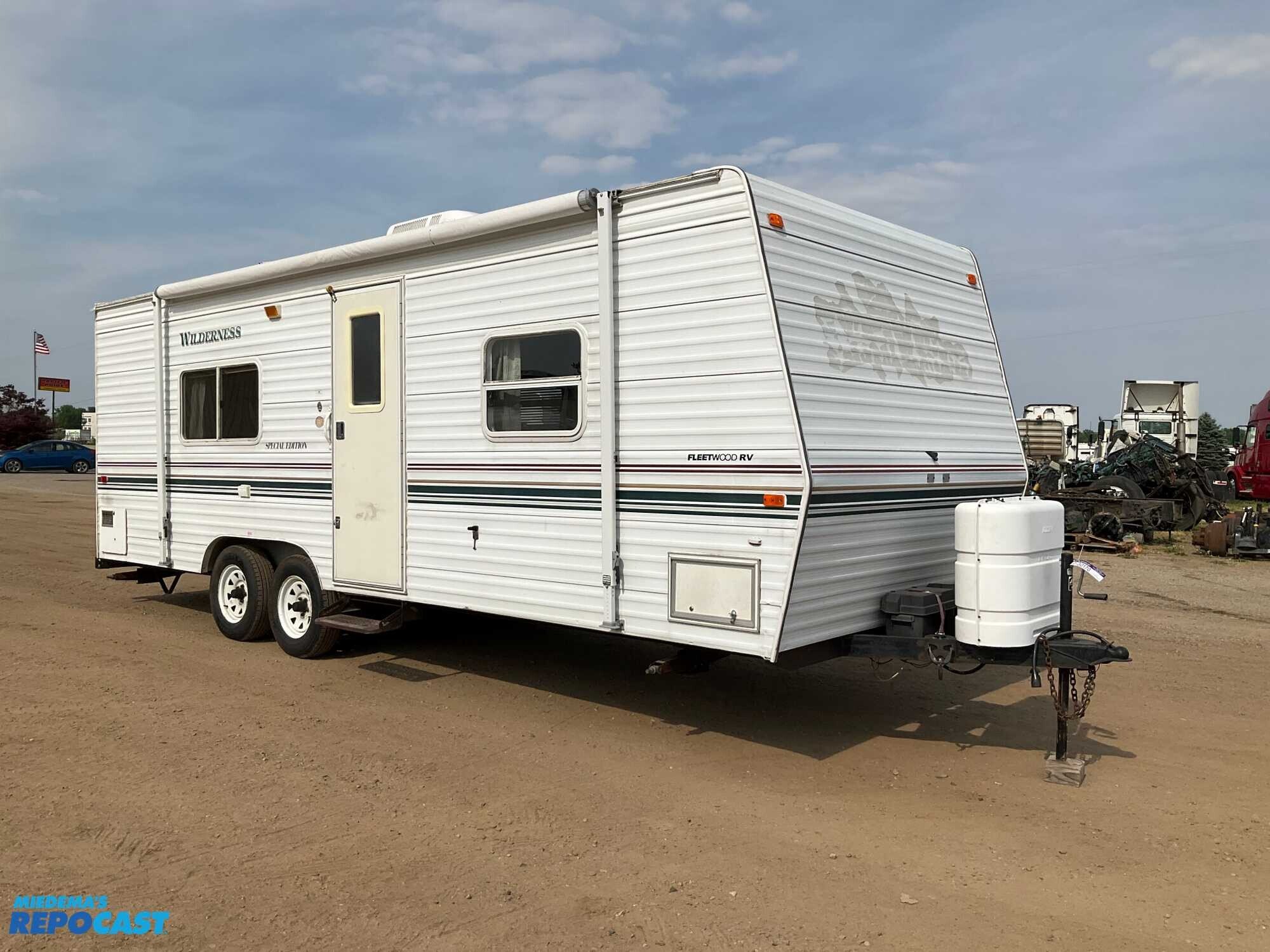 2000 wilderness travel trailer 26 ft