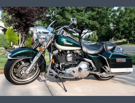 Photo 1 for 2000 Harley-Davidson Touring for Sale by Owner