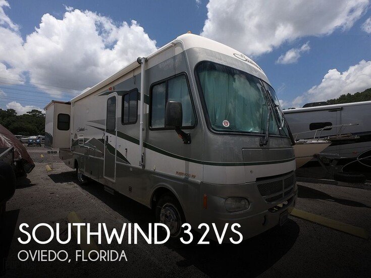 Thumbnail Photo undefined for 2003 Fleetwood Southwind