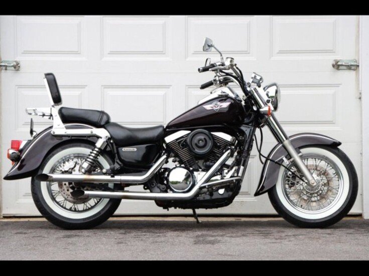 Thumbnail Photo undefined for 2003 Kawasaki Vulcan 1500 Classic