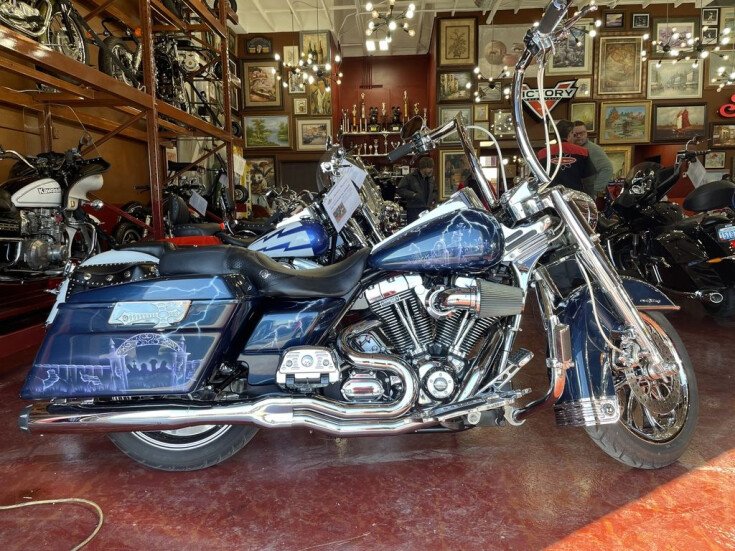 Thumbnail Photo undefined for 2004 Harley-Davidson Touring