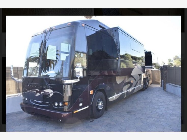 Thumbnail Photo undefined for 2004 Prevost H3-45
