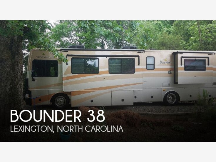 Photo for 2006 Fleetwood Bounder