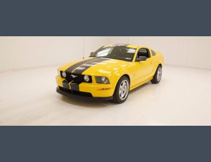 Photo 1 for 2006 Ford Mustang GT Coupe