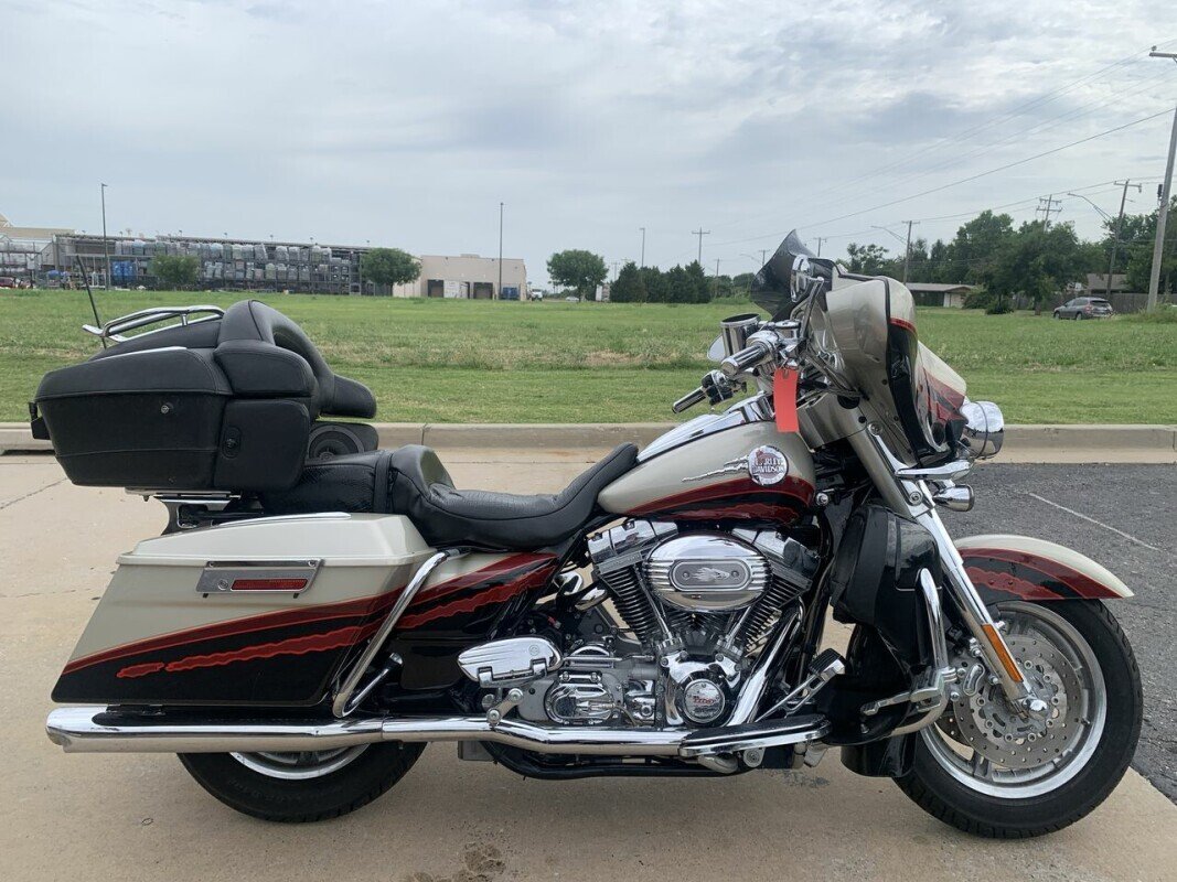 2006 Harley Davidson CVO Screamin Eagle Ultra Classic for sale