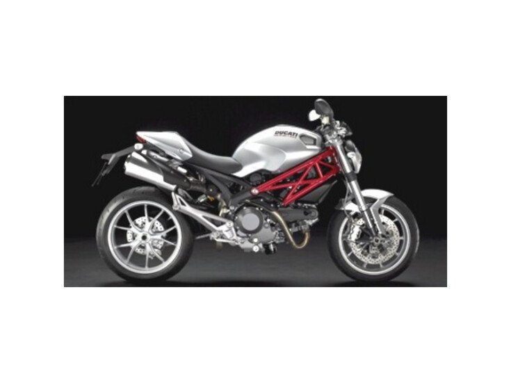 2010 Ducati Monster 600 1100 specifications