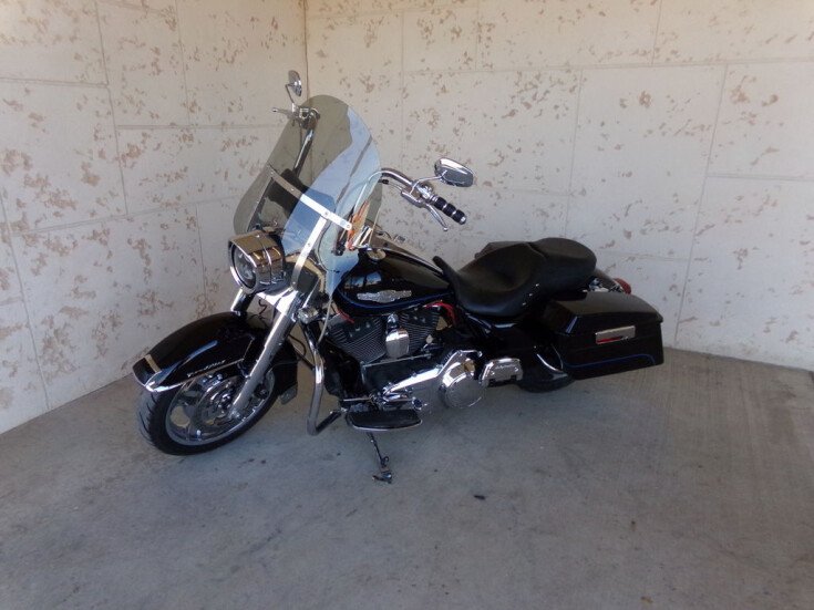 Thumbnail Photo undefined for 2011 Harley-Davidson Shrine