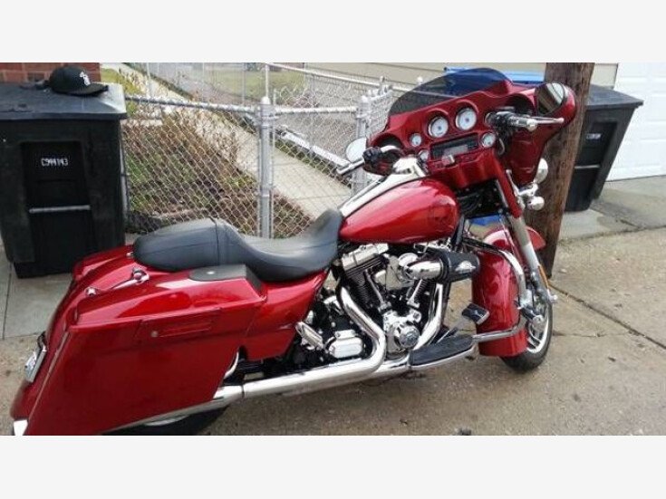 Thumbnail Photo undefined for 2012 Harley-Davidson Touring