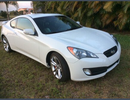 Photo 1 for 2012 Hyundai Genesis Coupe 3.8 for Sale by Owner