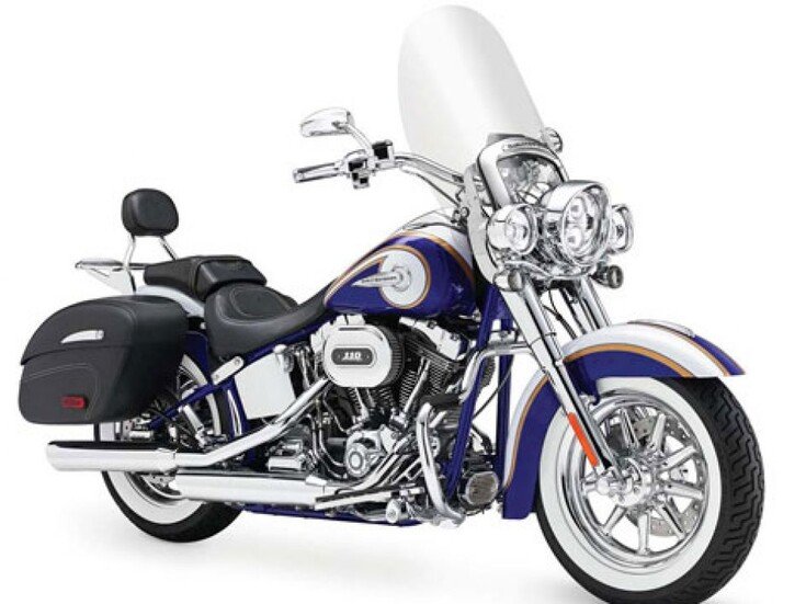 Thumbnail Photo undefined for New 2014 Harley-Davidson CVO Softail Deluxe