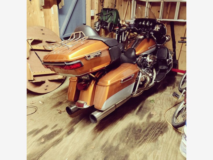 Thumbnail Photo undefined for 2014 Harley-Davidson Touring