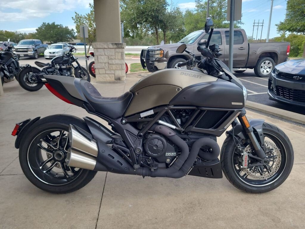 Ducati diavel for online sale