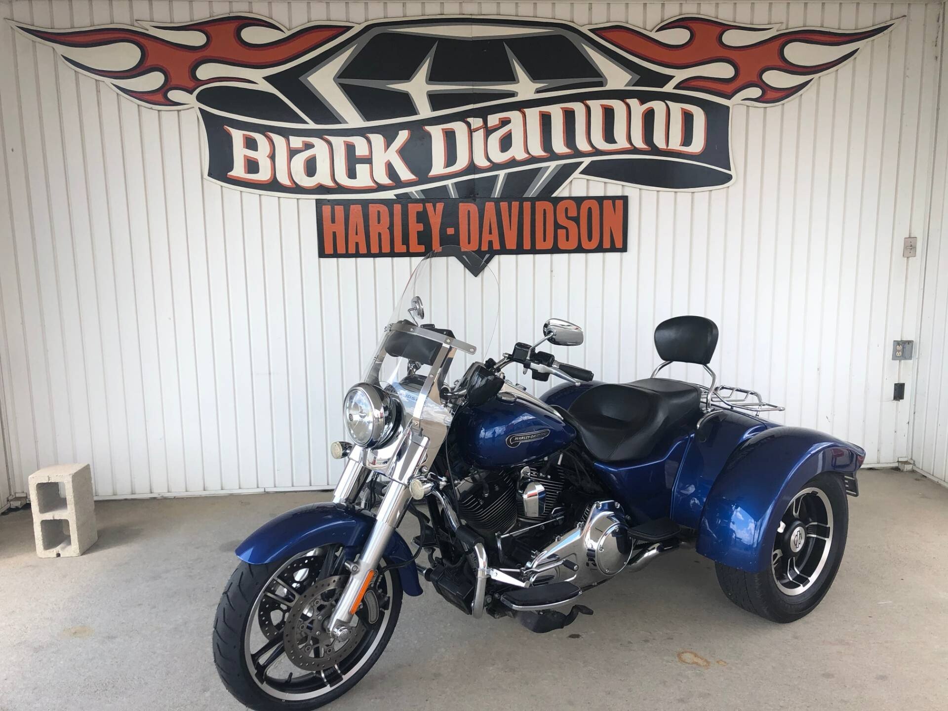 2015 harley trike for sale