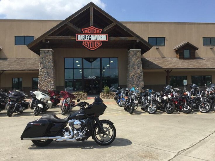 Thumbnail Photo undefined for 2015 Harley-Davidson Touring