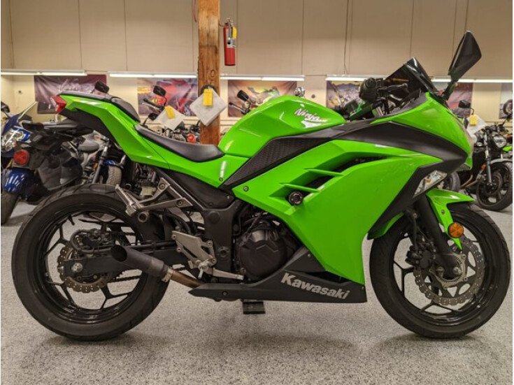 Thumbnail Photo undefined for 2015 Kawasaki Ninja 300 ABS