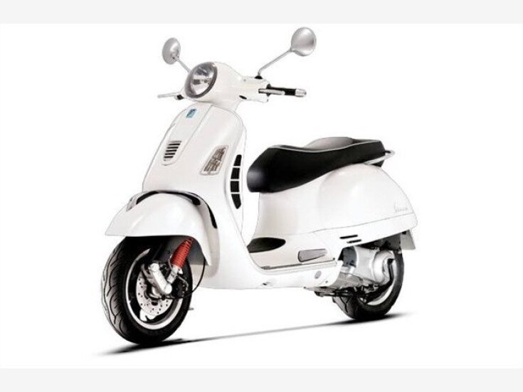 Thumbnail Photo undefined for New 2015 Vespa GTS 300