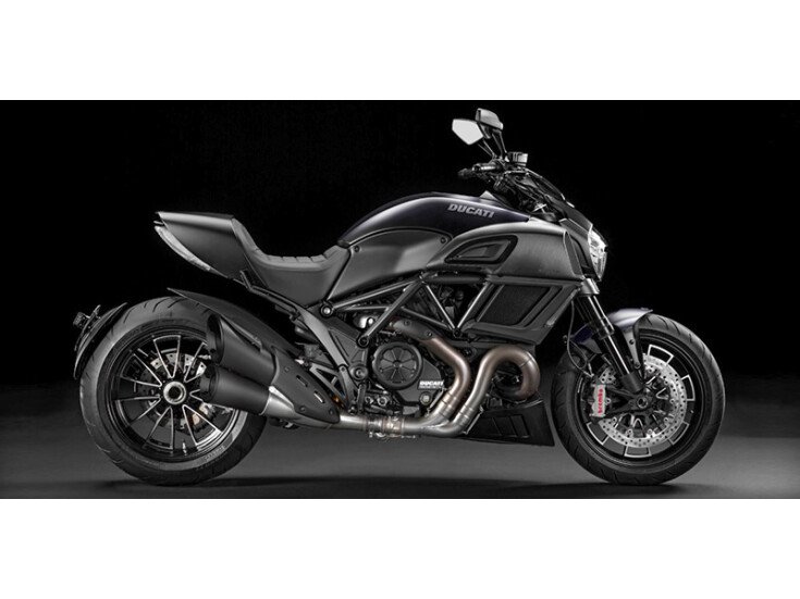 2016 Ducati Diavel Base specifications