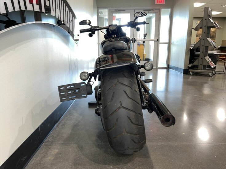 Thumbnail Photo undefined for 2016 Harley-Davidson CVO
