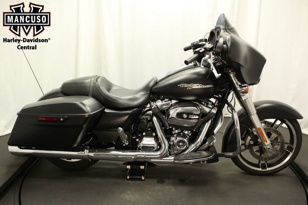 2017 street glide for sale near me