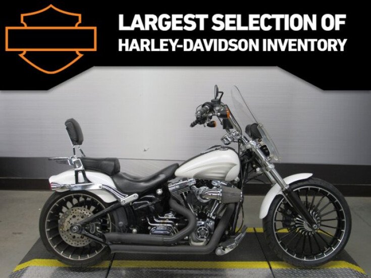 Thumbnail Photo undefined for 2017 Harley-Davidson Softail Breakout
