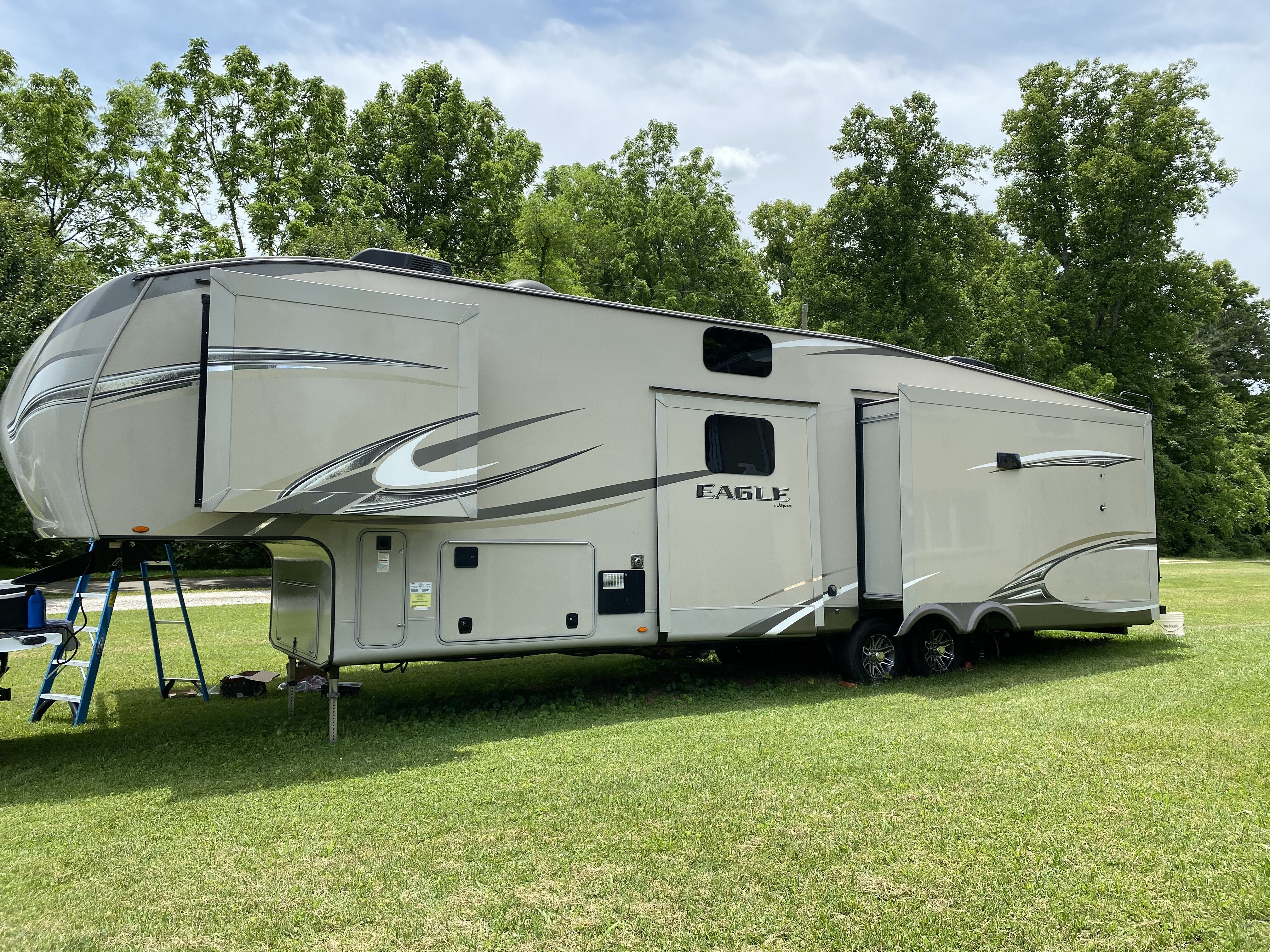 Rvs For Sale Near Clarksville Indiana Rvs On Autotrader