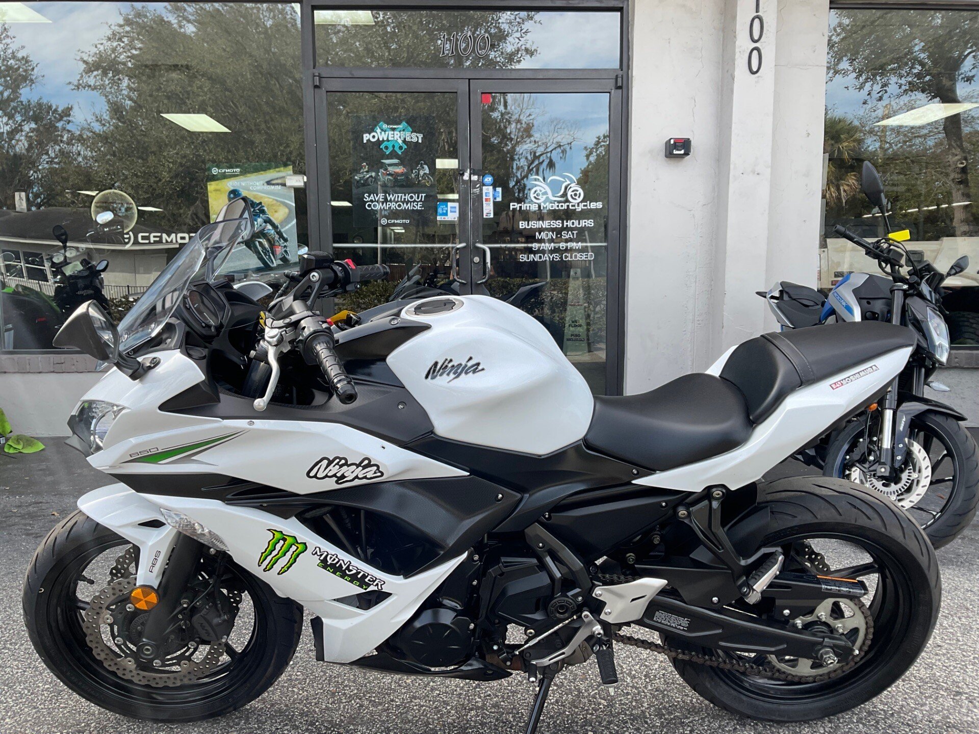 2017 Kawasaki Ninja 650 ABS for sale near Lutz Florida 33549