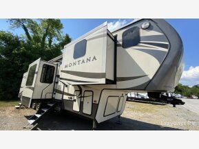 2017 Keystone Montana for sale 300387844
