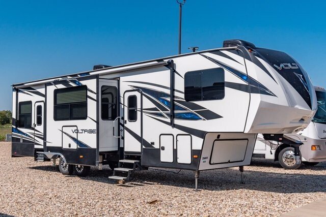 2018 Dutchmen Voltage RVs for Sale - RVs on Autotrader