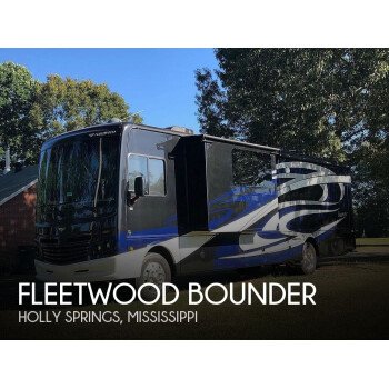 2018 Fleetwood Bounder 35P