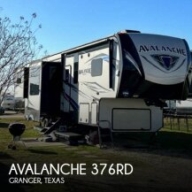 2018 Keystone Avalanche for sale 300510267