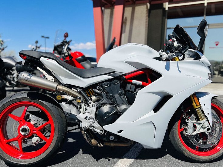 Thumbnail Photo undefined for 2019 Ducati Supersport 937