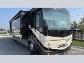2019 Fleetwood Discovery 38W