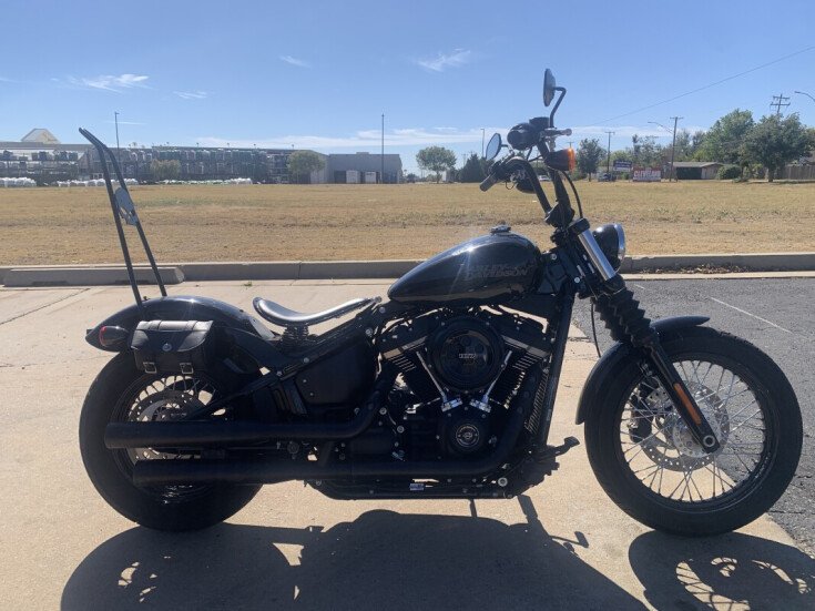 Thumbnail Photo undefined for 2019 Harley-Davidson Softail Street Bob