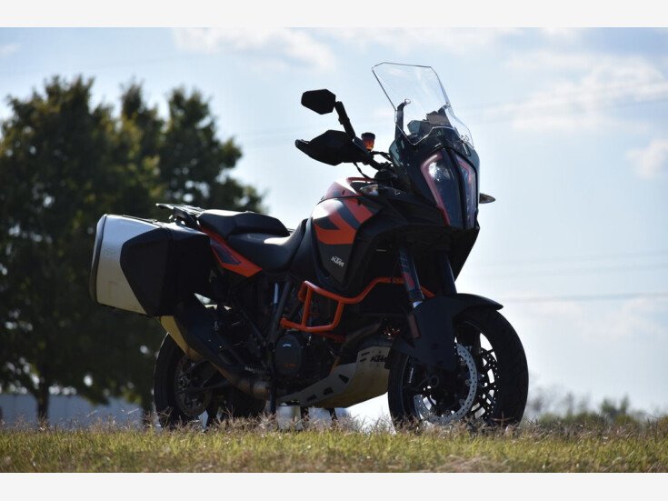 Thumbnail Photo undefined for 2019 KTM 1290 Adventure S