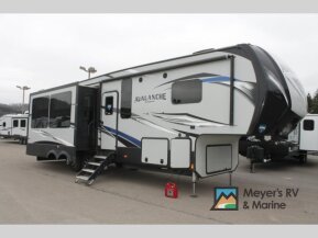 2019 Keystone Avalanche for sale 300512992