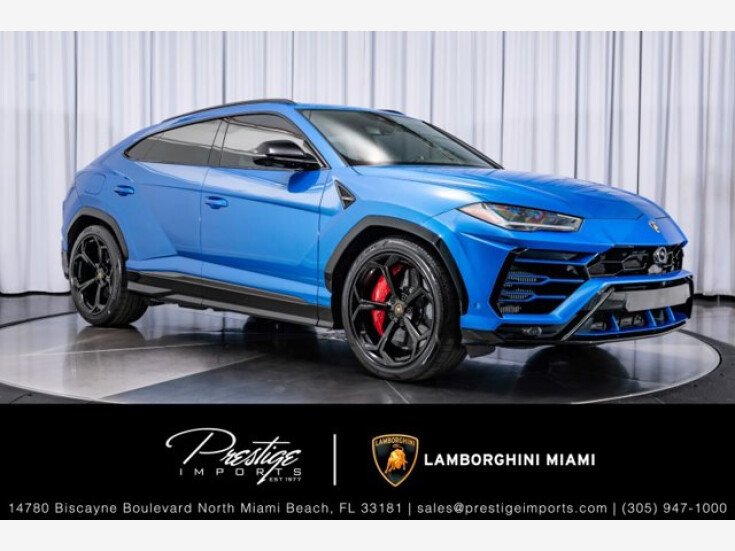 Photo for 2019 Lamborghini Urus