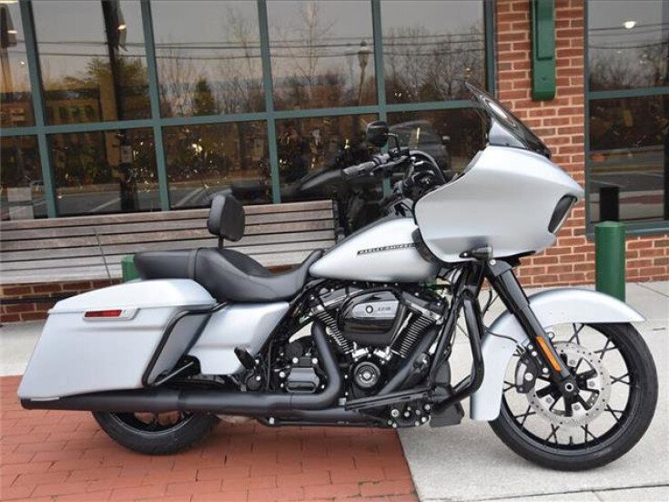 Thumbnail Photo undefined for 2020 Harley-Davidson Touring