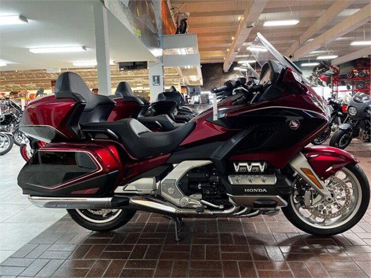 Thumbnail Photo undefined for New 2020 Honda Gold Wing Tour
