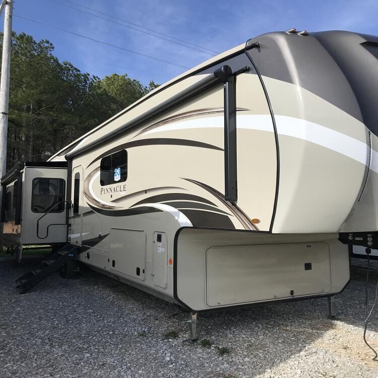 JAYCO Pinnacle RVs for Sale RVs on Autotrader