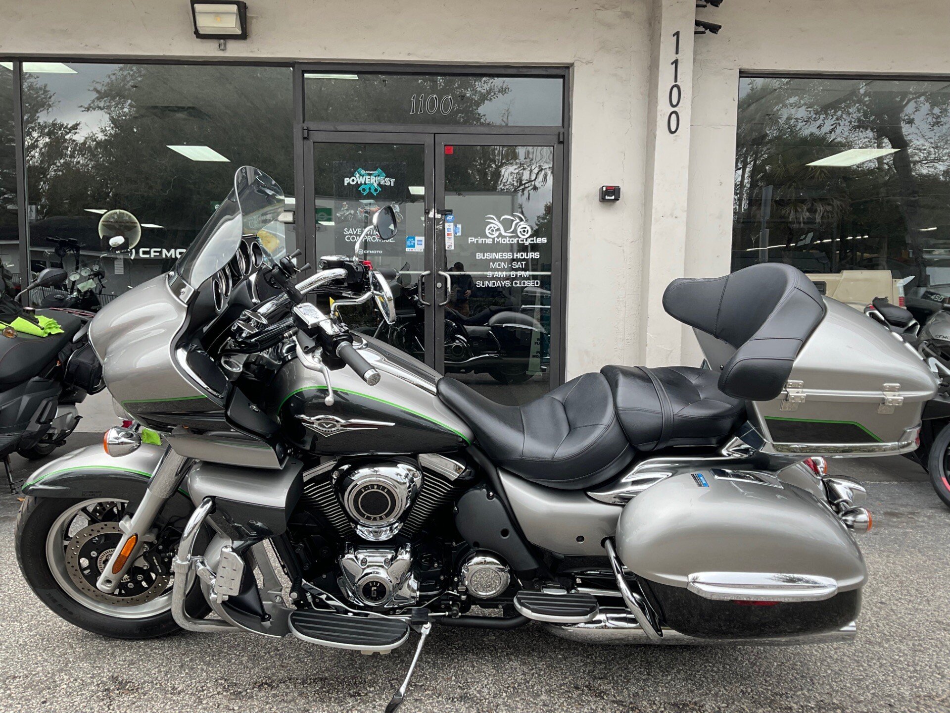 Kawasaki vulcan 1700 online for sale near me