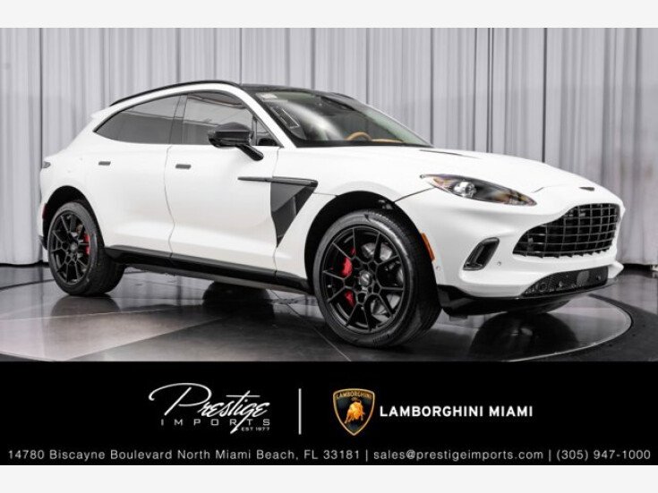 Thumbnail Photo undefined for 2021 Aston Martin DBX