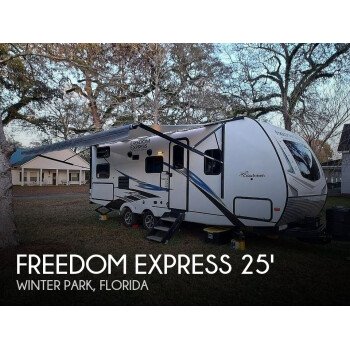 2021 Coachmen Freedom Express 257BHS